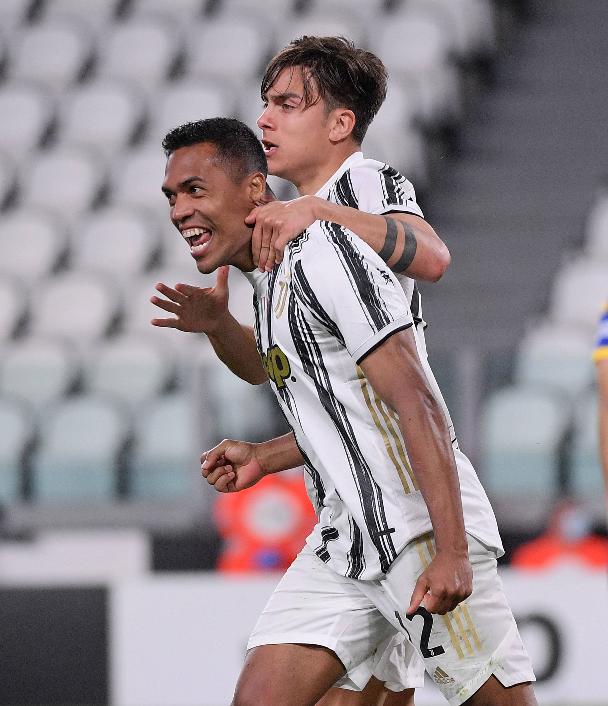 尤其是他们 尤其是他们