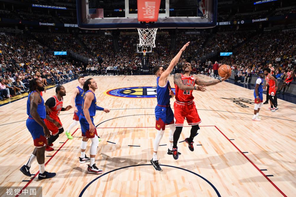 以及对球员 以及对球员