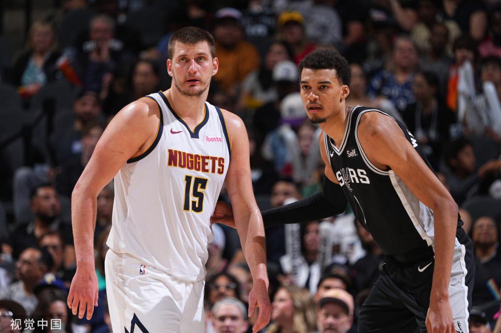 多的青少年 多的青少年