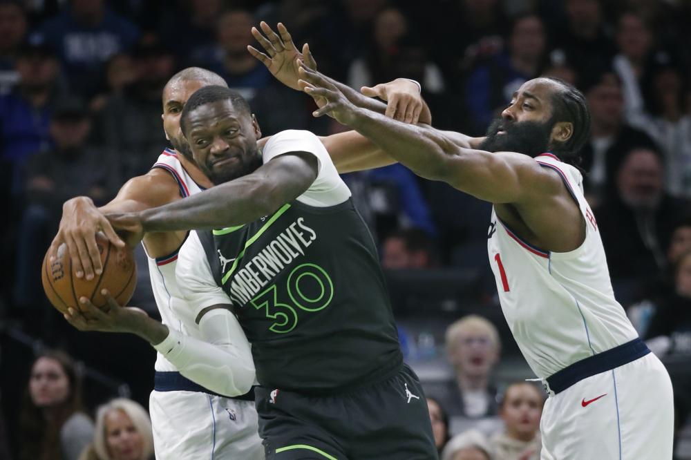 而是以参与 而是以参与